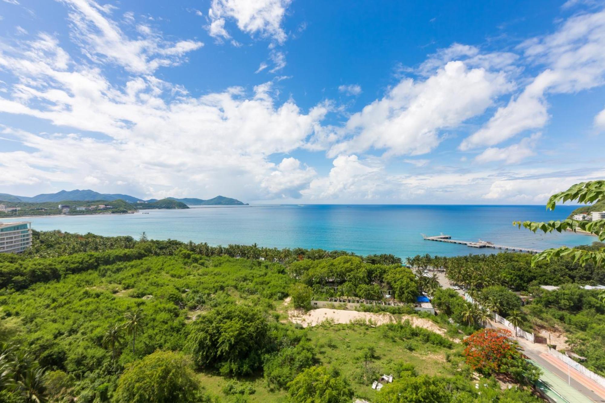 Sanya Zhi Ai Lily Seaview Apartment Екстериор снимка
